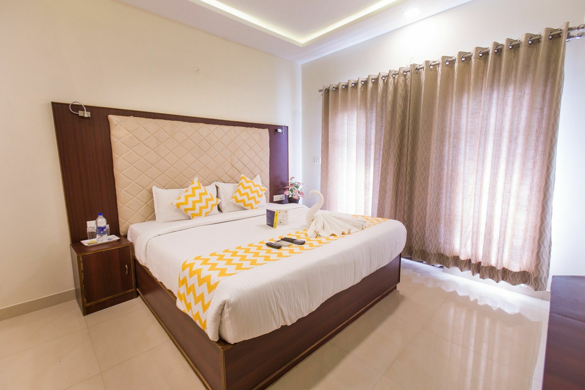 Fabhotel Millenium Stay Indiranagar Бангалор Экстерьер фото